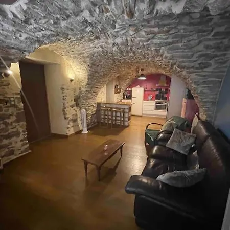 Daire Charmante Cave Voutee 4 Personnes Saint-Jean-de-Fos